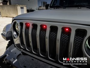 Jeep Gladiator Pre-Runner Style LED Grill Light Kit - Red Jeep Gladiator Pre-Runner Style LED Grill Light Kit - Red